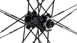 Crankbrothers Iodine 3 Disc 6-Loch 29" Boost Laufradsatz -Fahrradzubehör 319814