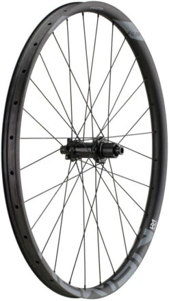 Newmen Evolution SL E.G.35 FADE Boost Disc 6-Loch 27,5" Laufradsatz -Fahrradzubehör 336401
