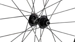 ZIPP 302 Disc Center Lock Carbon Clincher Laufrad -Fahrradzubehör 339900