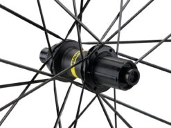 Mavic Cosmic SLR 65 Disc Center Lock Carbon Laufradsatz -Fahrradzubehör 409302