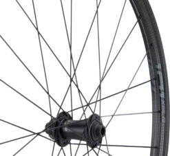 ZIPP 101 XPLR Carbon Tubeless Disc Center Lock Laufradsatz -Fahrradzubehör 421488